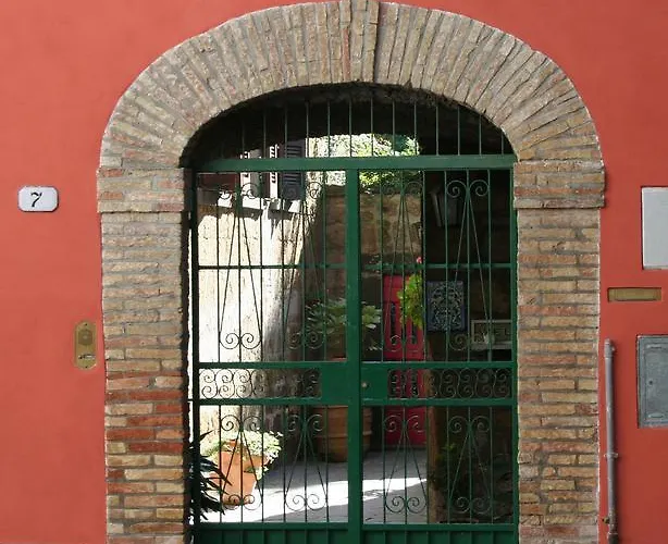 Oda ve Kahvaltı La Polinnia 4*